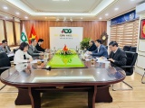 Ông Bùi Xuân Quảng – Chủ tịch Tập đoàn An Dương tiếp đoàn đại sứ thăm trụ sở Tập đoàn An Dương 