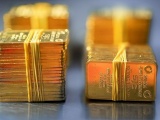 Giá vàng và ngoại tệ ngày 15/1: Vàng thế giới giảm nhẹ, USD mắc kẹt quanh mốc 102