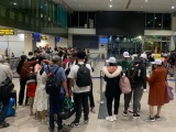 Sân bay Tân Sơn Nhất 'tăng kỷ lục' trong ngày mùng 4 Tết