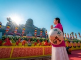 Cận cảnh tôn tượng Bồ Tát Di Lặc lớn bậc nhất thế giới trên núi Bà Đen, Tây Ninh 