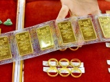 Giá vàng và ngoại tệ ngày 26/4: Vàng tăng mạnh, USD trượt giá