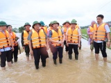 Thủ tướng yêu cầu tuyệt đối không để ai bị đói rét, không có nơi ở do mưa lũ