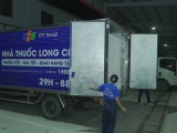 FPT Long Châu xuất kho gần 2 tấn thuốc để hỗ trợ người dân sau mưa lũ