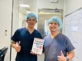 Bác sĩ trẻ đa tài: Người theo đuổi phẫu thuật tạo hình, người gắn với truyền hình