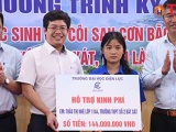 Trường Đại học Điện Lực 'chắp cánh' ước mơ cho nữ sinh mồ côi sau bão ở Lào Cai