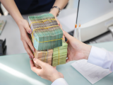 Thủ tướng yêu cầu thanh tra, kiểm tra ngay các ngân hàng tăng lãi suất huy động 