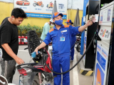 Giá xăng tăng lần thứ 3 liên tiếp