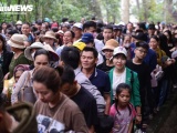 Hàng vạn du khách đổ về Đền Hùng trước ngày khai hội