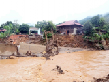 Thủ tướng yêu cầu tập trung ứng phó nguy cơ sạt lở đất, lũ quét, ngập lụt tại Bắc Bộ