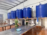 Công an Thanh Hóa xác minh địa chỉ trong vụ bao bì nước mắm bị vứt bỏ ở Quảng Nam