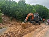 Bộ Xây dựng yêu cầu toàn ngành huy động tối đa lực lượng, đảm bảo thông suốt giao thông sau bão