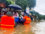 Thủ tướng chỉ đạo triển khai đồng bộ giải pháp ứng phó mưa lũ tại miền Trung, sớm ổn định đời sống nhân dân