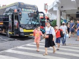 Hà Nội và TP.HCM tăng cường vận tải, nhiều tuyến miễn phí vé dịp Tết Dương lịch