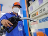 Giá xăng dầu đồng loạt tăng trước Tết Nguyên đán 
