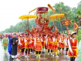 Độc đáo nghi thức rước kiệu về Đền Hùng tri ân công đức Tổ tiên