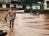 Nghệ An: Sét đánh khiến 2.000 tấn mật mía tràn ra ngoài
