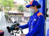 Giá xăng tăng mạnh, dầu diesel giảm về dưới 28.000 đồng/lít