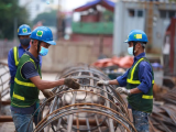 Bộ Xây dựng hướng dẫn điều chỉnh hợp đồng xây dựng khi giá vật liệu biến động