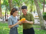 Trào lưu xé nhãn chai nước giữa trời nắng: Từ hành động nhỏ đến trải nghiệm “hồi hộp tức thì”