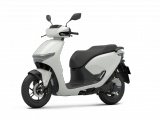 Honda Việt Nam mở bán hai mẫu xe máy điện Honda CUV e: và Honda UC3