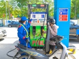 Bộ Công Thương đề xuất cơ chế giá mới và kiểm soát chất lượng xăng E10