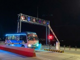 Phương tiện lưu thông nhanh chóng trong ngày đầu thu phí 5 dự án cao tốc Bắc - Nam phía Đông
