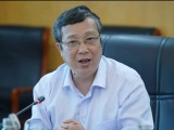 Khởi tố, bắt tạm giam Thứ trưởng Bộ Nông nghiệp và Môi trường Hoàng Trung