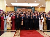 Bộ Chính trị ban hành Nghị quyết về công tác người Việt Nam ở nước ngoài