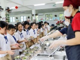 Thủ tướng yêu cầu siết chặt an toàn thực phẩm, minh bạch bữa ăn học sinh