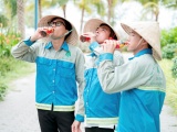 Nữ công nhân Thanh Hóa trúng 50 triệu đồng từ một lần xé nhãn chai nước