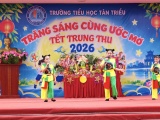 Rộn ràng Trung thu “Trăng sáng cùng ước mơ” tại Trường Tiểu học Tân Triều