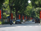 Hà Nội rực rỡ sắc đỏ chào mừng 72 năm Ngày Giải phóng Thủ Đô 10/10