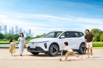 Ghế trượt linh hoạt, cửa gió tới hàng ba: VF MPV 7 ghi điểm với cả gia đình