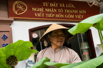 Nghệ nhân Tô Thanh Sơn và dấu ấn men rạn trứ danh Bát Tràng