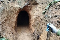 Thanh Hóa: Chủ tịch UBND huyện Quan Hóa xin hỗ trợ thuốc nổ đánh sập các hầm khai thác của 'vàng tặc'