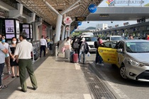 Sân bay Tân Sơn Nhất siết hoạt động đón, trả khách của taxi