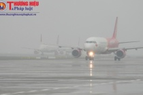 Hủy gần 30 chuyến bay do sương mù dày đặc ở Cảng hàng không Quốc tế Vinh