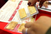 Giá vàng và ngoại tệ ngày 22/4: Vàng SJC vọt lên 121 triệu đồng/lượng, USD chạm đáy 3 năm