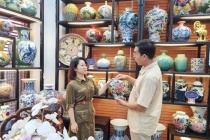 Hà Nội: Quảng bá, kết nối giao thương cho các sản phẩm gốm sứ - sơn son thếp vàng