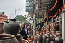 Lửa gốm Phù Lãng: Chuyện những người thợ không cho phép mình buông tay