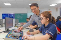 Phát triển đội ngũ trí thức Việt Nam làm động lực then chốt đạt mục tiêu nước thu nhập cao 