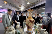 Khai mạc triển lãm kết nối sản phẩm OCOP, thủ công mỹ nghệ và làng nghề phục vụ du lịch tại xã Bát Tràng năm 2025