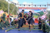 Rộn ràng Ngày hội Văn hóa các dân tộc vùng biên Sam Mứn, Điện Biên