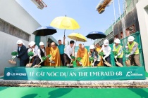 Lê Phong Group cất nóc dự án Khu căn hộ cao cấp The Emerald 68