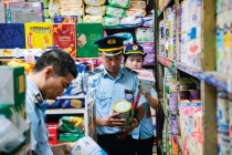 Tăng mức phạt buôn lậu, gian lận thương mại và hàng giả để siết kỷ cương thị trường