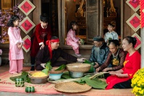 Làng nghề bánh chưng Hùng Lô tất bật những ngày cận Tết