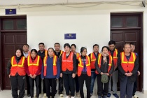 Phá đường dây đánh bạc trên sông Hồng, nhiều “con bạc” là phụ nữ