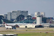 Nhiều chuyến bay đến Trung Đông bị huỷ chuyến, hàng nghìn khách hàng ảnh hưởng