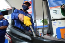 Bộ Công Thương khuyến khích người dân làm việc từ xa để tiết kiệm xăng dầu