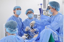 Ca phẫu thuật “cân não” cứu bệnh nhân ung thư tiêu hoá đa bệnh nền tại Vinmec Cần Thơ